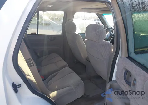 2000 GMC Jimmy Sle из США, поврежденный, VIN 1GKDT13W7Y2323044